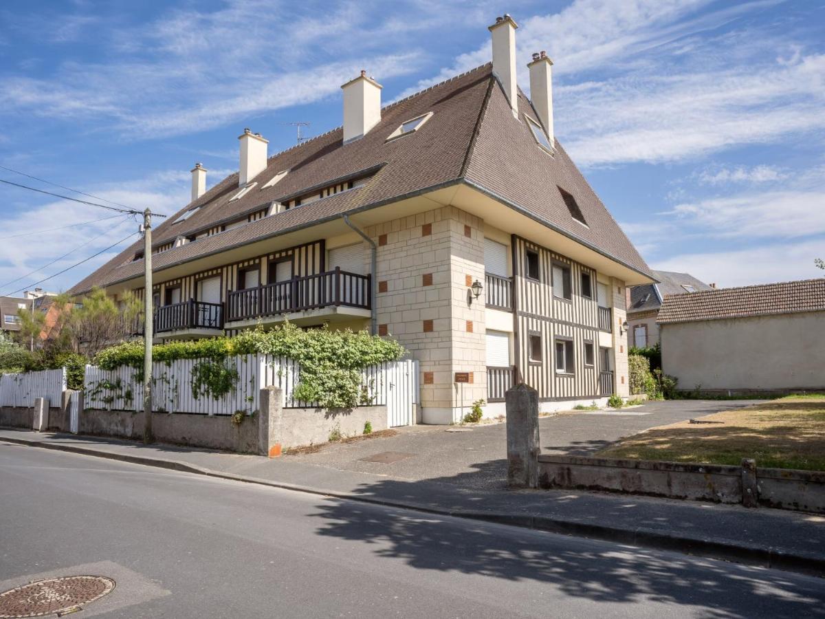 Studio Residence Du Port-1 By Interhome Cabourg Bagian luar foto
